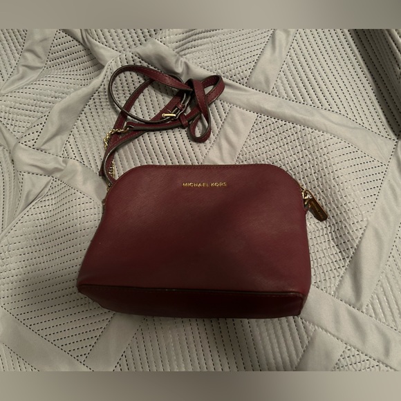 Michael Kors Handbags - Micheal Kors Purse- Maroon
